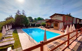 Agriturismo E Cantina La Sabbiona