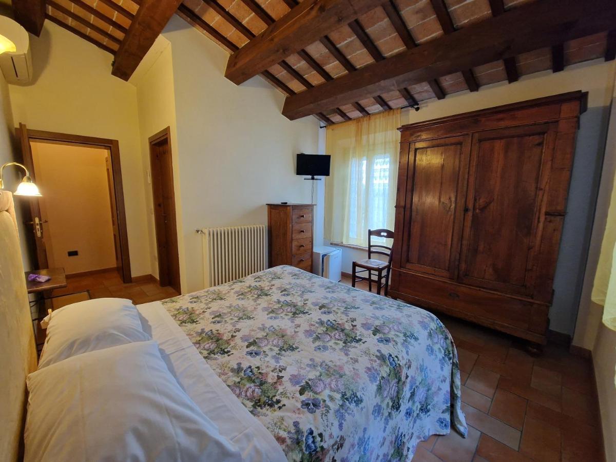 Agriturismo E Cantina La Sabbiona Faenza Buitenkant foto