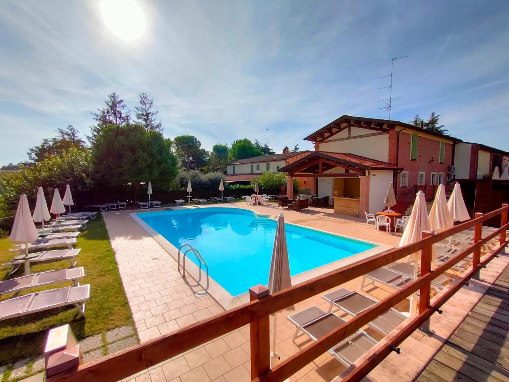 Agriturismo E Cantina La Sabbiona Faenza Buitenkant foto